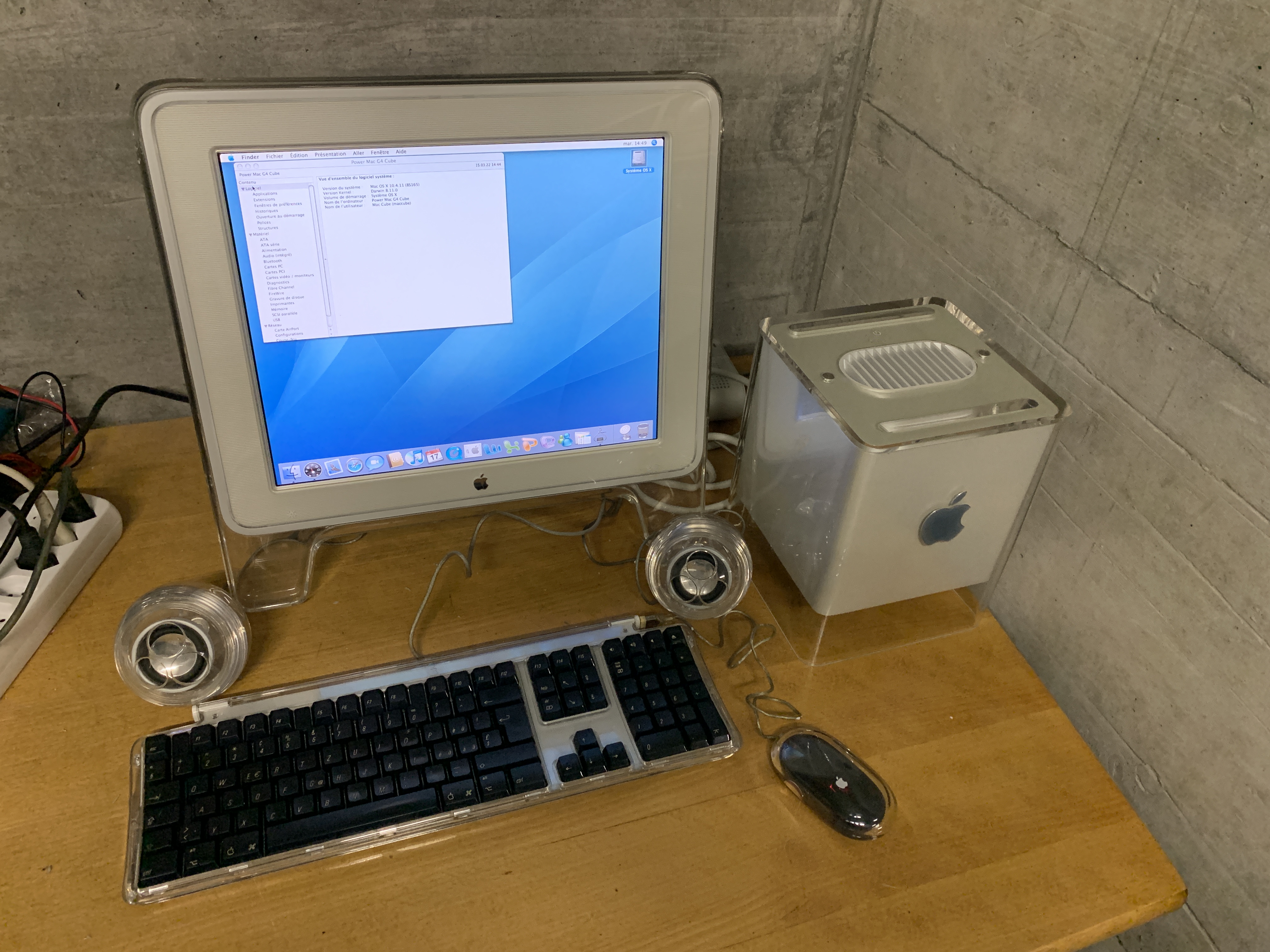 PowerMac G4 cube